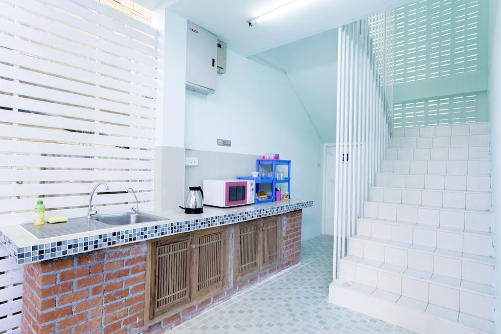 Chongrak Guesthouse Chiang Mai Exterior photo
